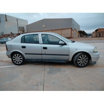 opel astra g berlina del año 2003