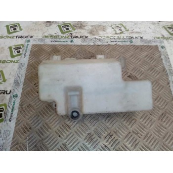 Recambio de deposito limpia para nissan cabstar e cabina simple cabina individual referencia OEM IAM   