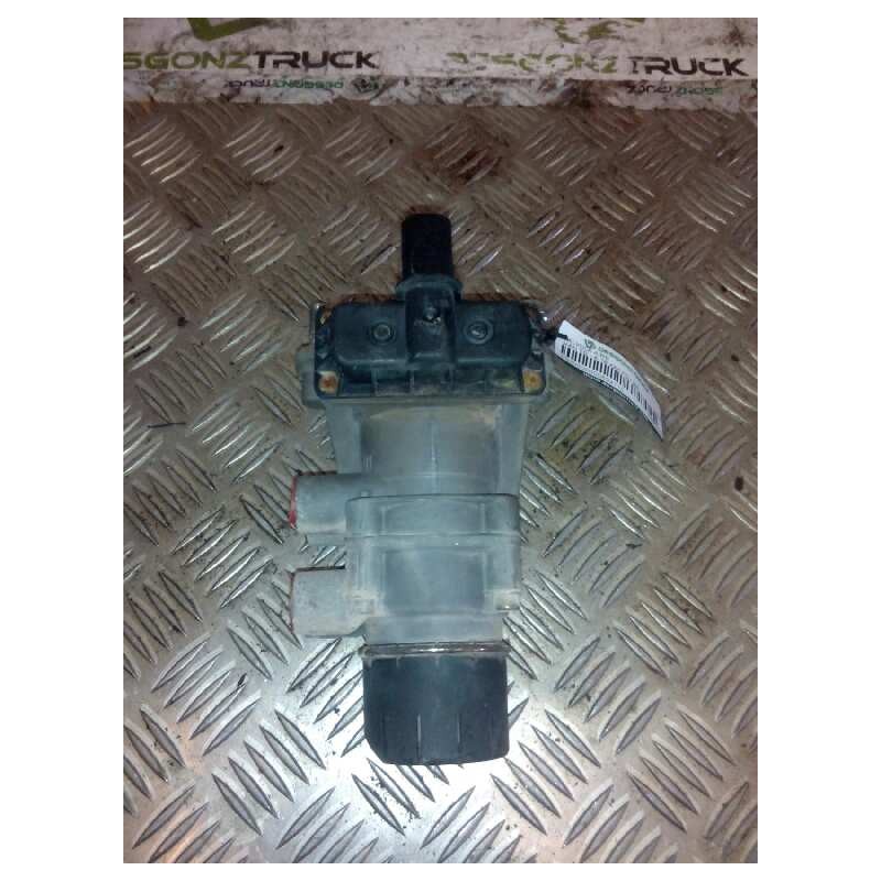 Recambio de valvula aire para man tg - a 18.480 fg / bb (e3/e4) xl referencia OEM IAM 0486200007  VALVULA TRANSMISOR DE FRENO