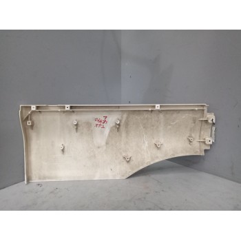 Recambio de moldura trasera cabina para man tgx 18.xxx 12.4 diesel referencia OEM IAM 81615100409  IZQUIERDA
