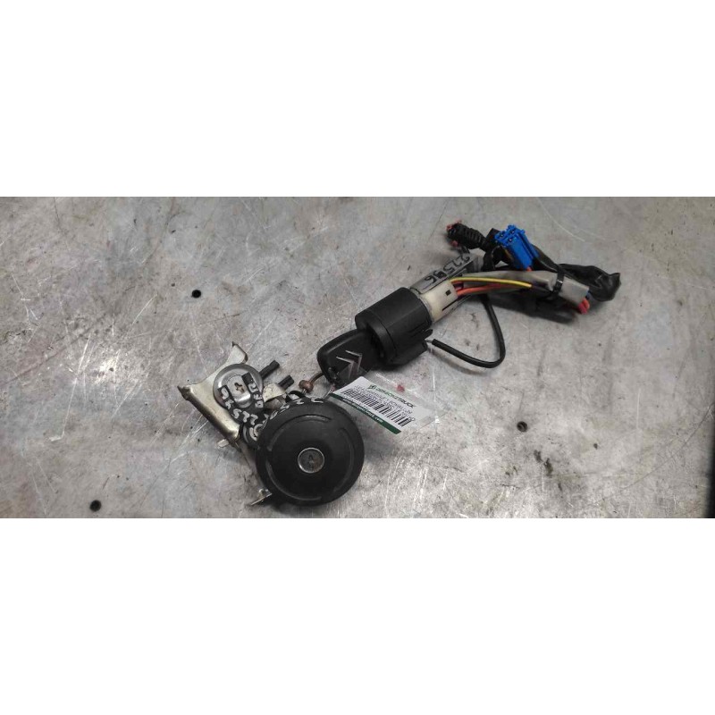 Recambio de juego arranque y bombillos para citroën xsara picasso 1.6 16v hdi referencia OEM IAM   