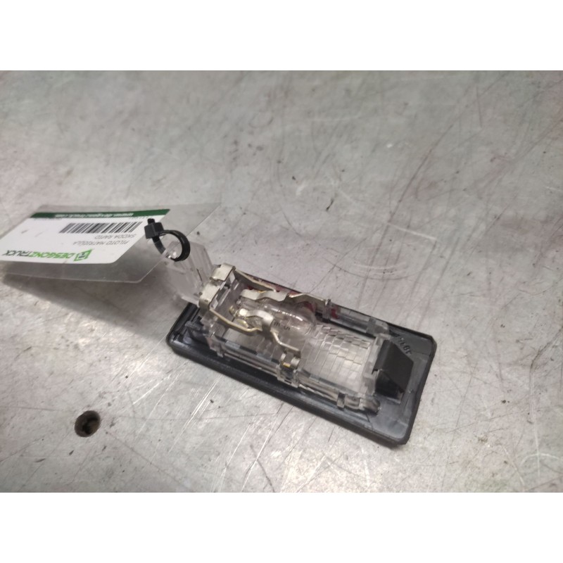 Recambio de piloto matricula para skoda rapid ambition referencia OEM IAM 5N0943021B  2 PINS - Blanco 2