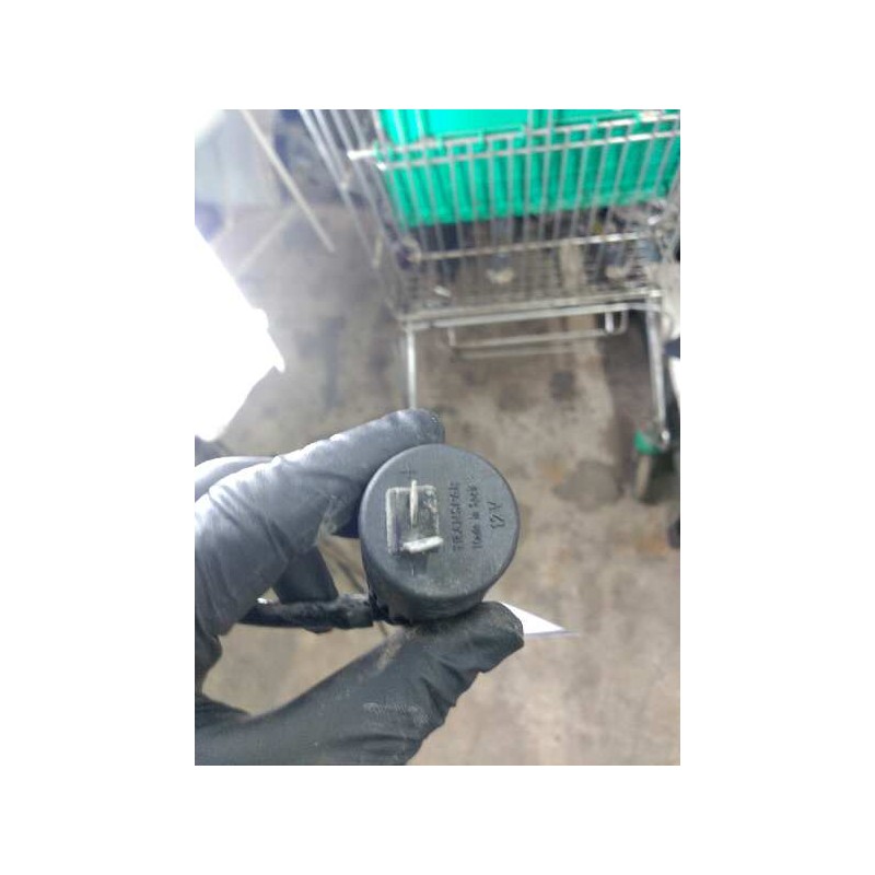 Recambio de bomba limpia para mercedes-benz vito (w638) combi 110 cdi (638.194) referencia OEM IAM - Blanco 2