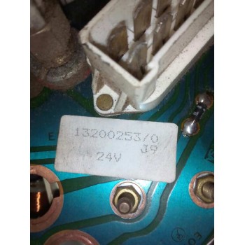 Recambio de cuadro instrumentos para nissan trucks l80.09 l80.14 referencia OEM IAM 13200253 19497602AC 