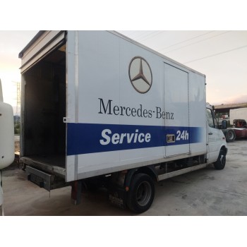 mercedes-benz sprinter 02.00  caja cerrada del año 2002