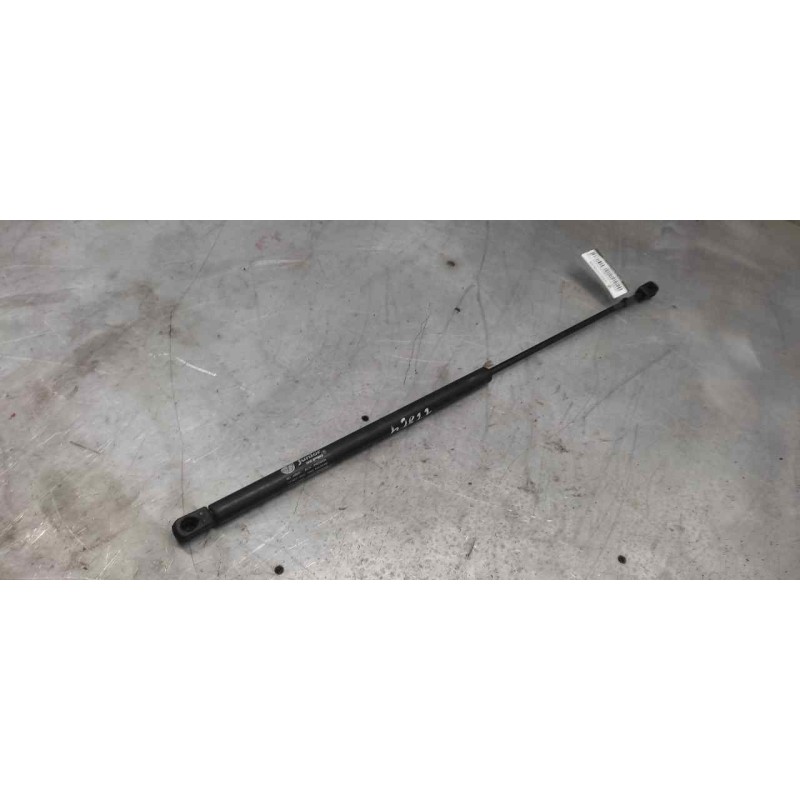 Recambio de amortiguadores maletero / porton para peugeot 306 break boulebard referencia OEM IAM GN625550 550N 2
