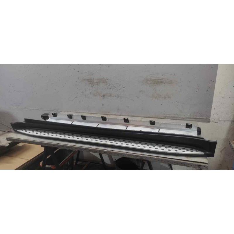 Recambio de estribo izquierdo para mercedes-benz clase gl (x164) 3.0 cdi cat referencia OEM IAM A1646901975 2
