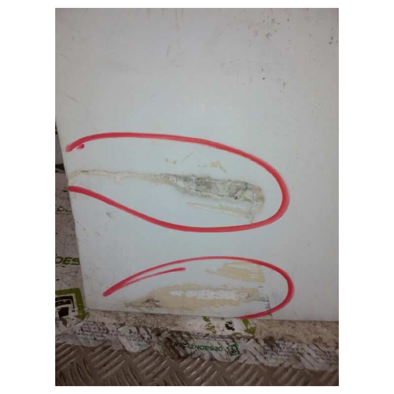 Recambio de moldura puerta delantera derecha para man tg - a 18.460 fg / bb (e3/e4) m (largura mediana) referencia OEM IAM - Blanco 2
