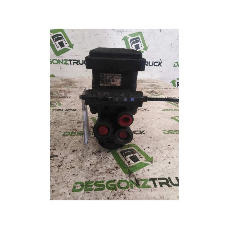 Recambio de valvula aire para renault magnum ab 2005 12.0 diesel referencia OEM IAM 20828237 K000914 VALVULA EBS