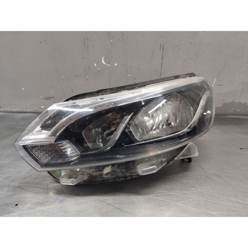 Recambio de faro izquierdo para toyota proace city furgoneta/monovolumen (bpz_) 1.5 d-4d 100 (bpzmd) referencia OEM IAM 00197154 - Blanco