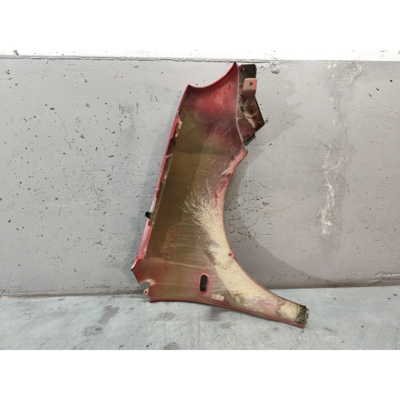 Recambio de aleta delantera izquierda para volkswagen polo (9n1) conceptline referencia OEM IAM - Rojo 4