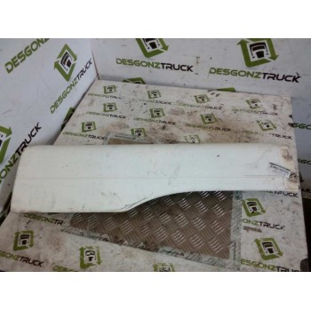 MOLDURA TRASERA CABINA 81615100366 81615100368 DERECHA