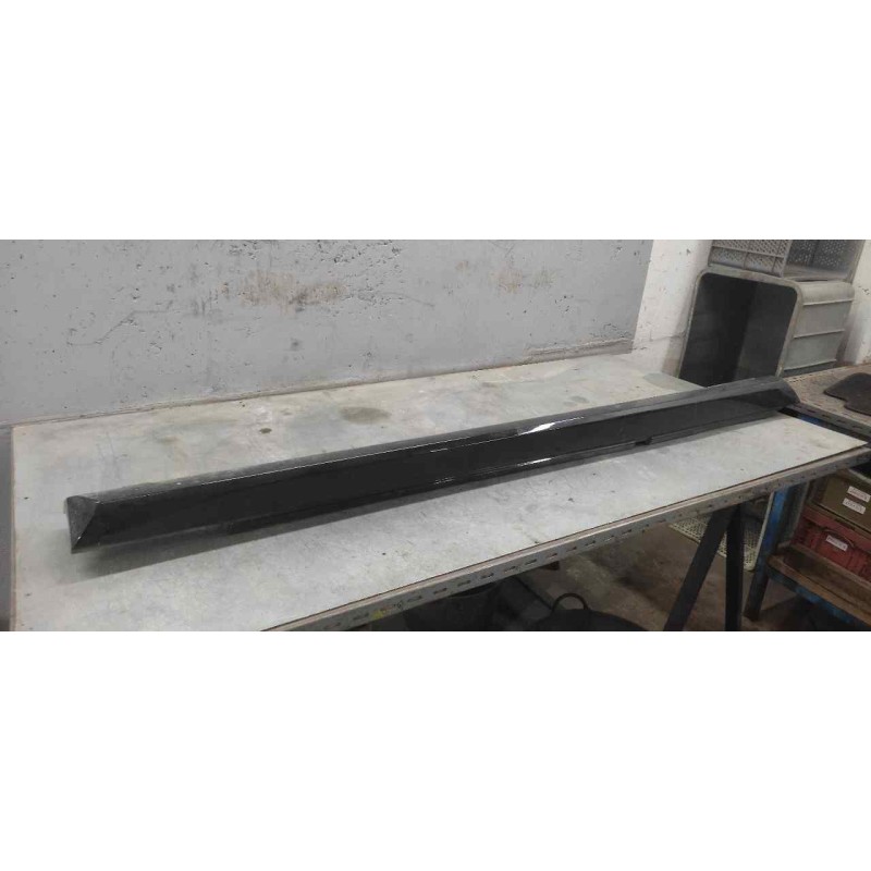 Recambio de estribo derecho para mercedes-benz clase glk (w204) glk 2.1 cdi cat referencia OEM IAM   