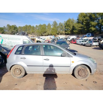 ford fiesta (cbk) del año 2004