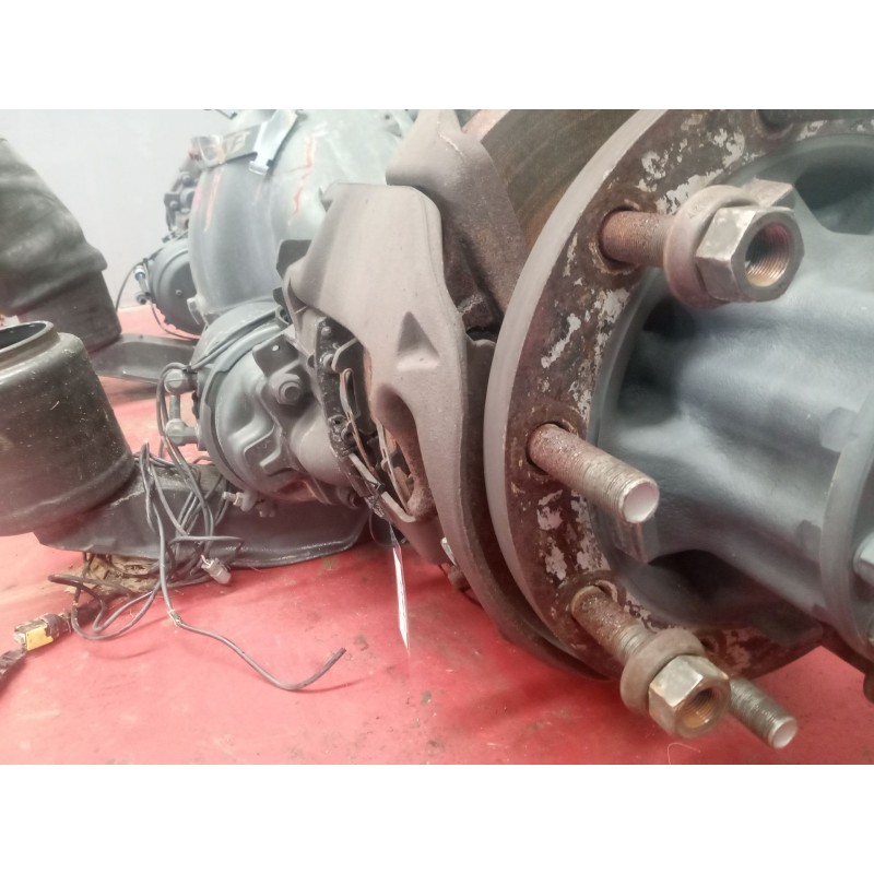 Recambio de pinza freno trasera derecha para volvo fh 500 referencia OEM IAM 21946167 - Blanco 2