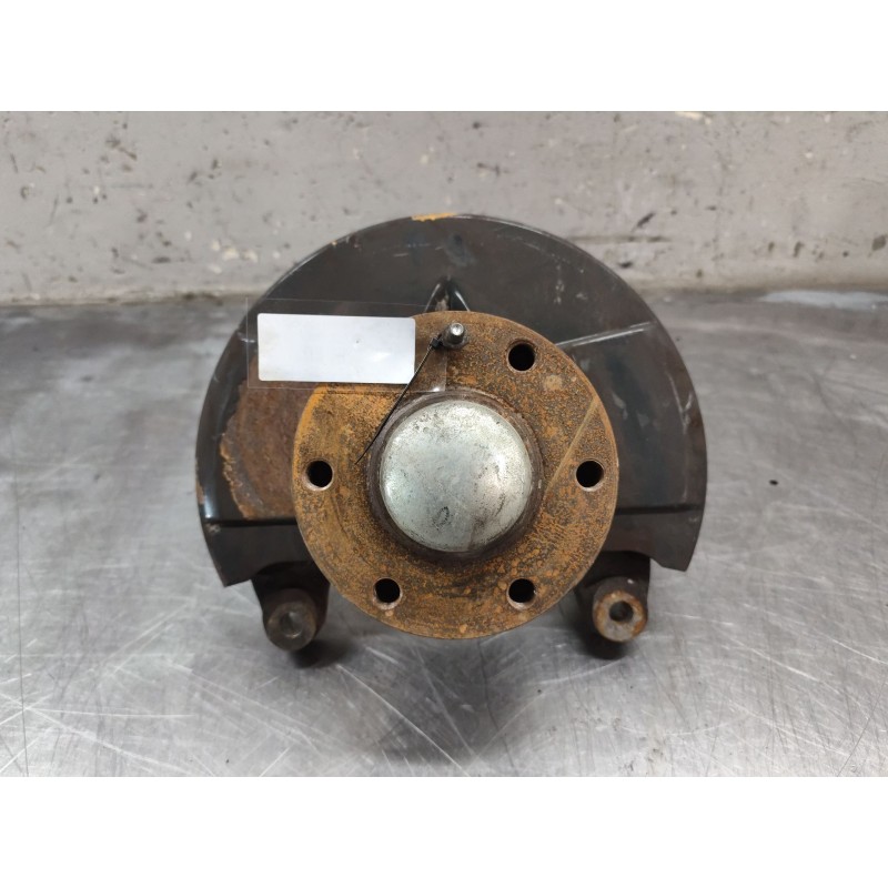 Recambio de mangueta delantera izquierda para iveco daily config. paquetería cabina simple 35s... batalla 3750 referencia OEM IA