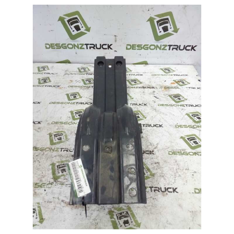 Recambio de soporte para volvo fh xxx 12.8 diesel referencia OEM IAM 20372088 SOPORTE PASO RUEDA DERECHO 