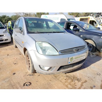 ford fiesta (cbk) del año 2004