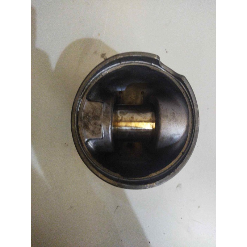 Recambio de piston para man m 90 17.222 - 17.272 fsa 17.272 fls 198 kw euro i tráfico urbano referencia OEM IAM 51025017621 5102 2