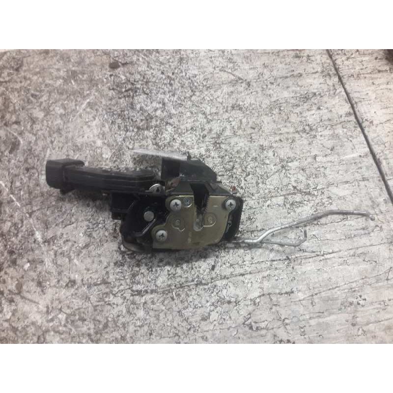 Recambio de cerradura puerta delantera derecha para toyota corolla (e11) 1.6 linea luna (5-ptas.) referencia OEM IAM  4 PINS