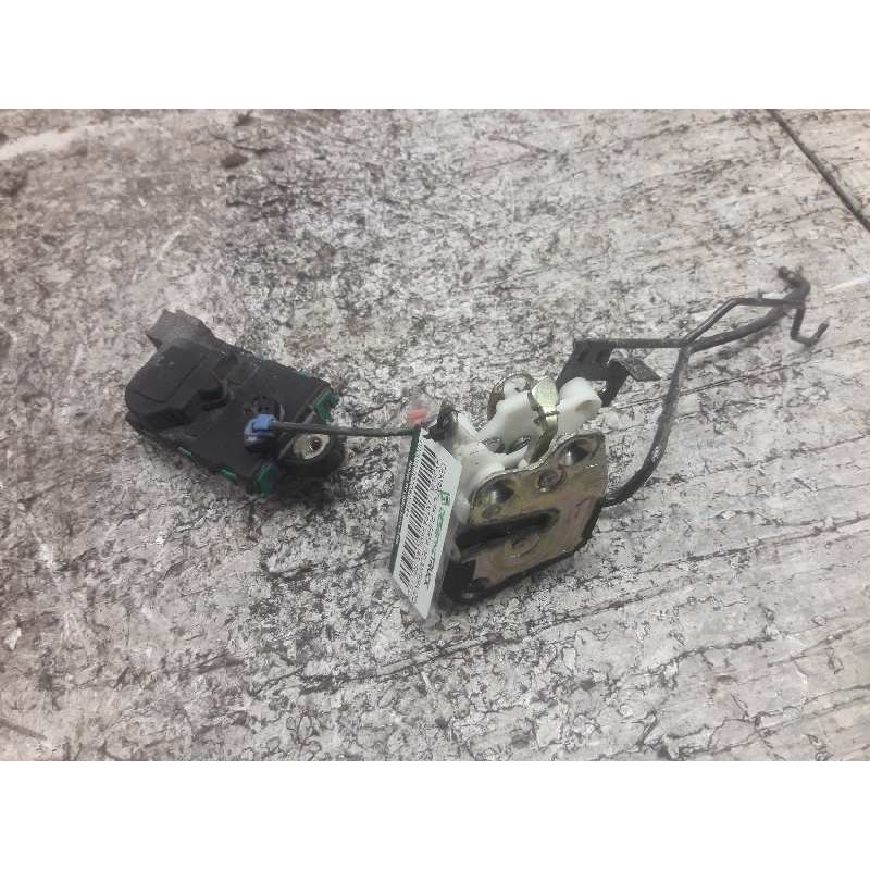 Recambio de cerradura puerta delantera izquierda para hyundai lantra familiar (rd) 1.9 diesel cat referencia OEM IAM  4 PINS 