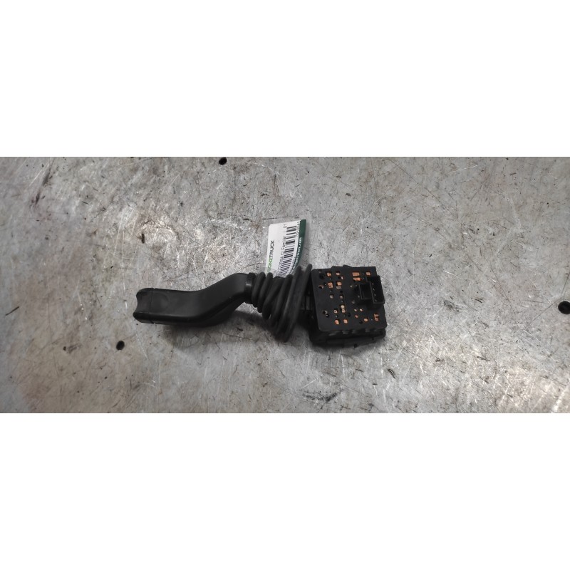 Recambio de mando limpia para opel combo (corsa c) familiar referencia OEM IAM 09185413 - Blanco 2