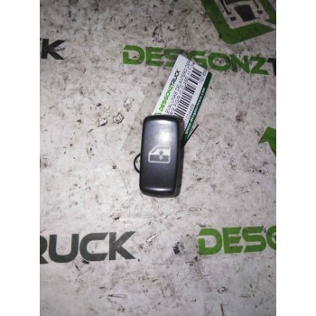 MANDO ELEVALUNAS DELANTERO DERECHO 1421856 