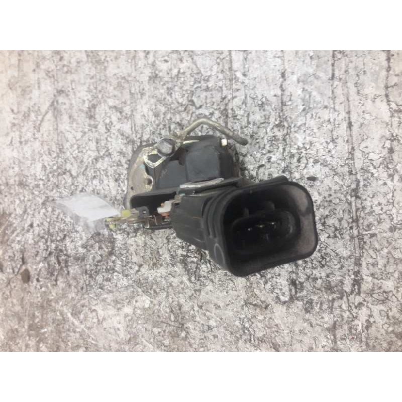 Recambio de cerradura puerta trasera izquierda para toyota corolla (e11) 1.6 linea luna (5-ptas.) referencia OEM IAM  4 PINS 2