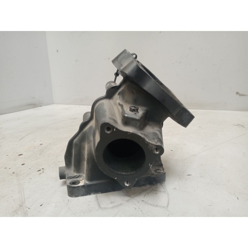 Recambio de tubo admision para renault serie t 12.8 diesel referencia OEM IAM 7421959980  21959980 - Blanco 2