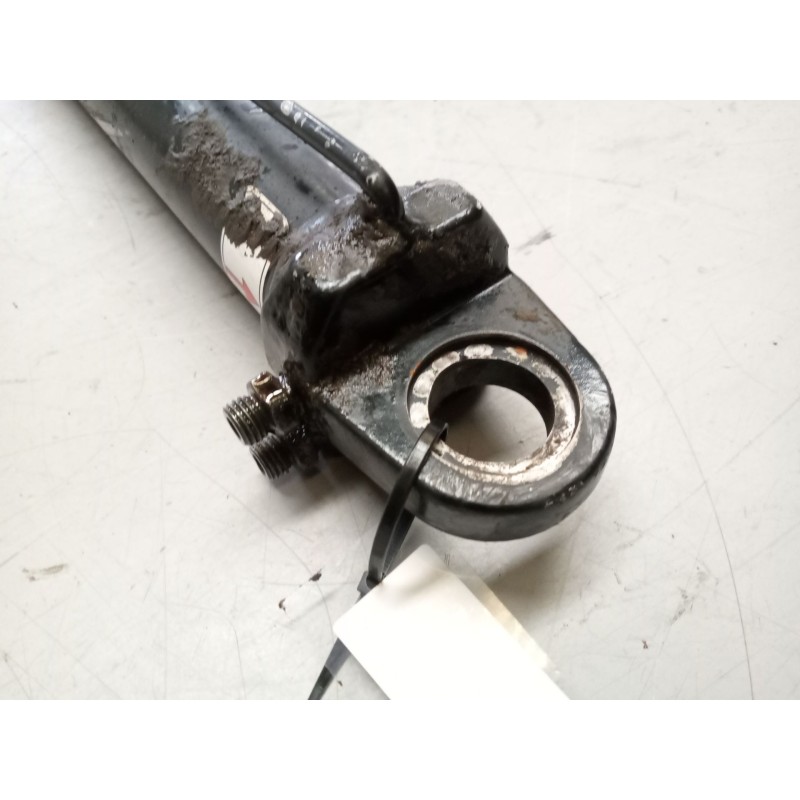 Recambio de brazo elevacion cabina para renault magnum ab diesel referencia OEM IAM 5010629264 - Blanco 4