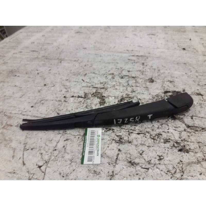 Recambio de brazo limpia trasero para renault megane ii classic berlina confort authentique referencia OEM IAM - Negro 2