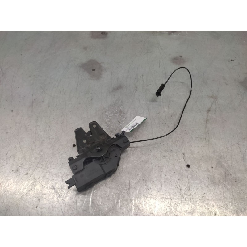 Recambio de cerradura maletero / porton para bmw serie 1 berlina (e81/e87) 120d referencia OEM IAM 2