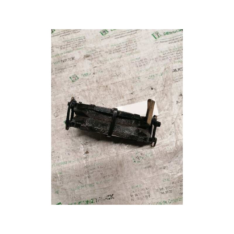 Recambio de pastillas de freno delanteras para toyota auris live referencia OEM IAM - Blanco 2