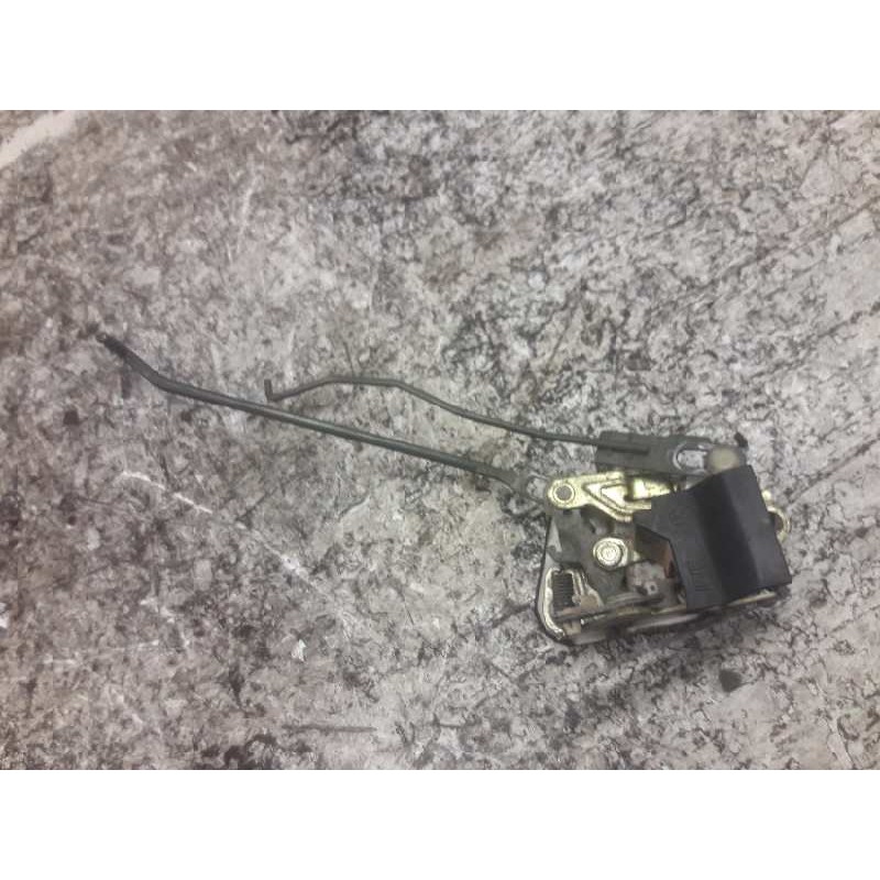 Recambio de cerradura puerta delantera izquierda para hyundai coupe (j2) 2.0 fx coupe referencia OEM IAM - Rojo 2