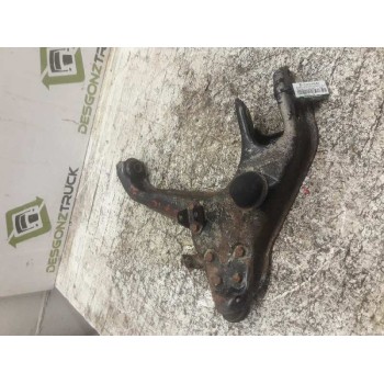 Recambio de brazo suspension inferior delantero izquierdo para mitsubishi l 200 (k6/7) referencia OEM IAM   