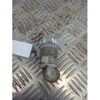 Recambio de bomba limpia para nissan trade chasis cabina referencia OEM IAM   