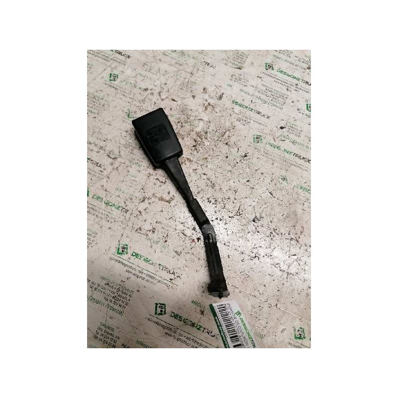 Recambio de enganche de cinturon delantero izquierdo para audi a3 (8p) 2.0 tdi ambiente referencia OEM IAM 8P085775501C  
