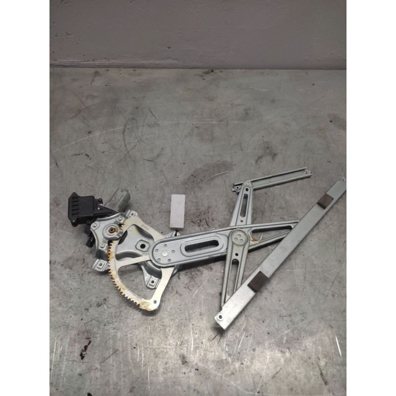 Recambio de elevalunas delantero izquierdo para toyota auris active referencia OEM IAM 8570202020 2