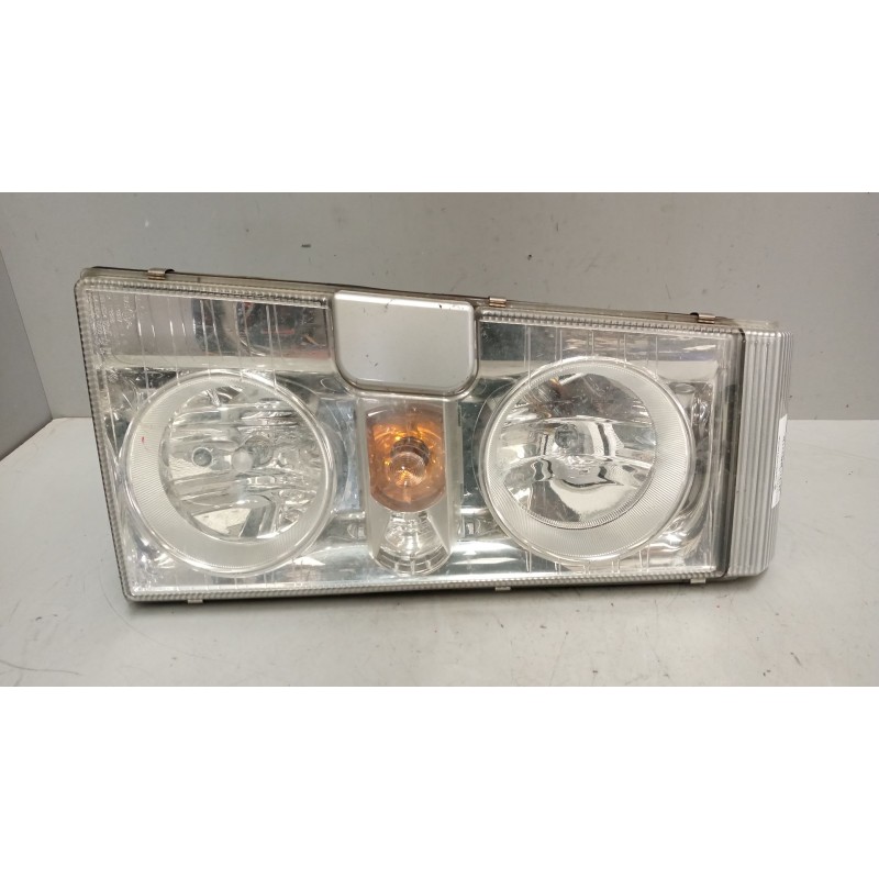 Recambio de faro izquierdo para renault magnum ab diesel referencia OEM IAM 5010623620  