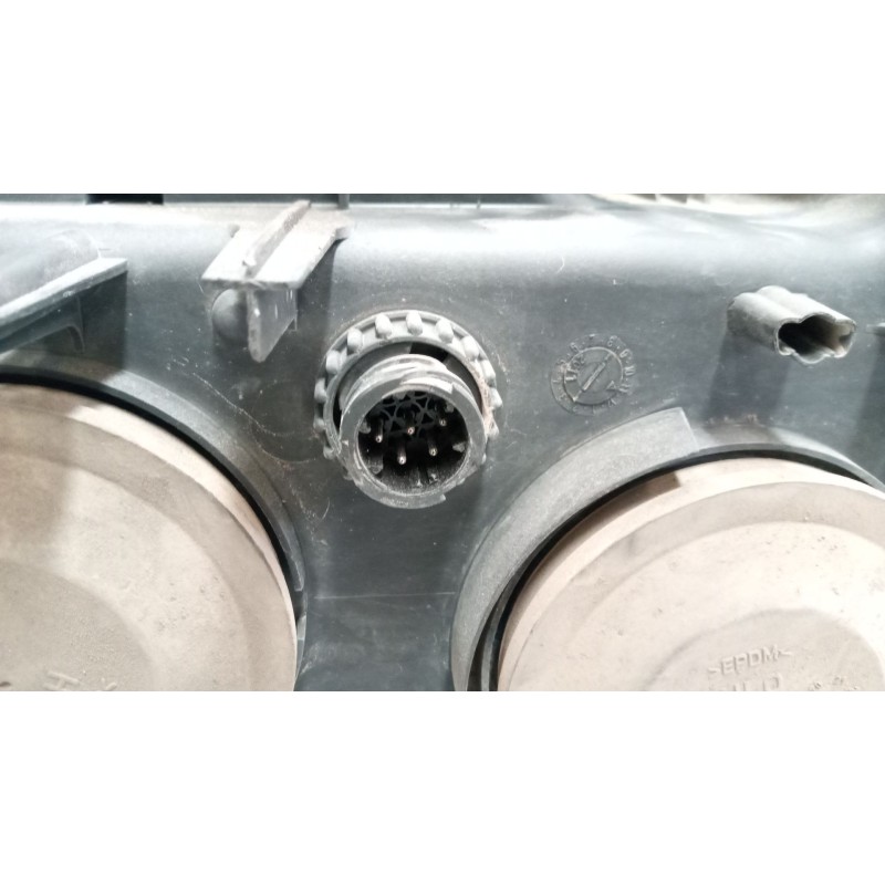 Recambio de faro izquierdo para renault magnum ab diesel referencia OEM IAM 5010623620 - Blanco 4