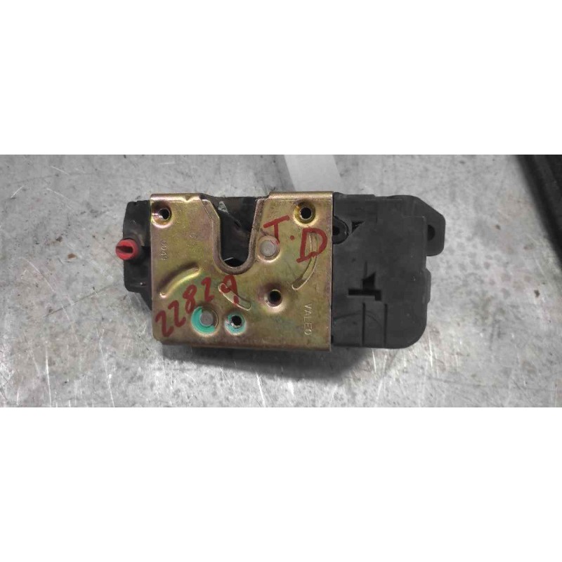 Recambio de cerradura puerta trasera derecha para peugeot 306 berlina 3/4/5 puertas (s2) 1.6 cat referencia OEM IAM   4 PINS