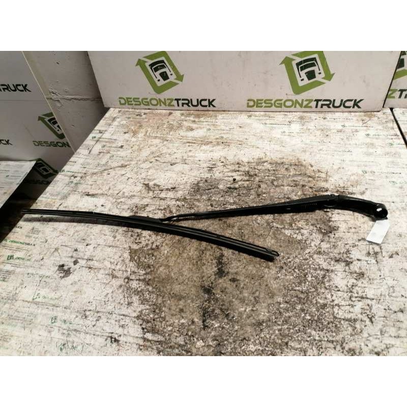 Recambio de brazo limpia delantero izquierdo para toyota auris live referencia OEM IAM - Blanco 2