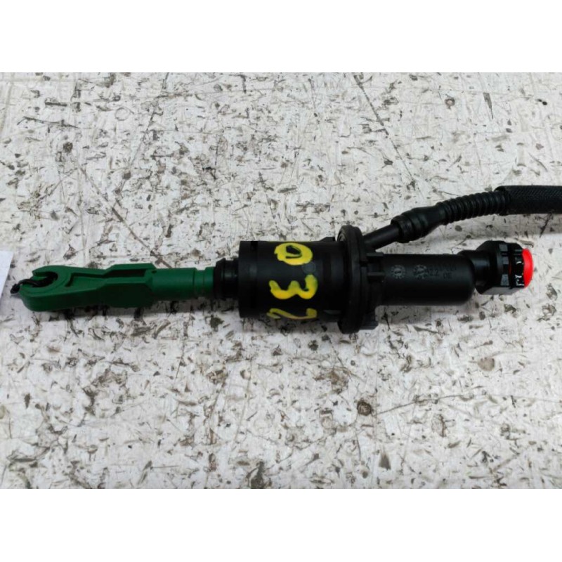 Recambio de bomba embrague para citroën c5 berlina 1.6 hdi fap referencia OEM IAM 9687361980 - Negro 3