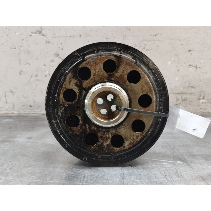 Recambio de polea cigueñal para bmw 1 (e81) 118 d referencia OEM IAM - Negro 3