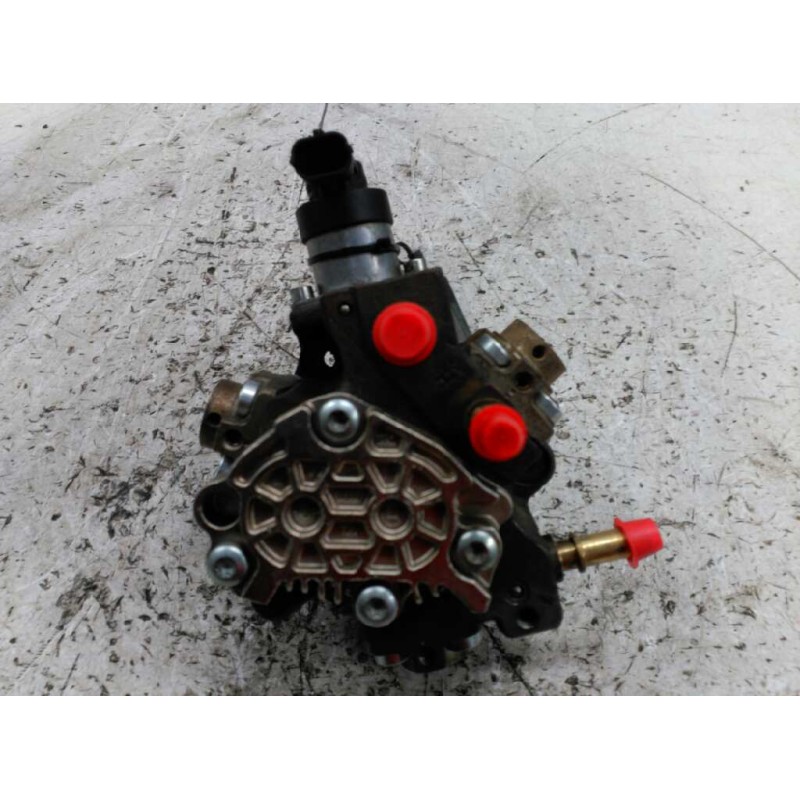 Recambio de bomba inyeccion para ford focus lim. (cb4) titanium referencia OEM IAM 0445010102 C017609370043 BOSCH 3