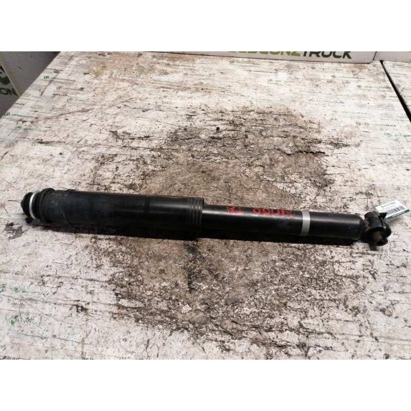 Recambio de amortiguador trasero para toyota auris live referencia OEM IAM 4853002A30  