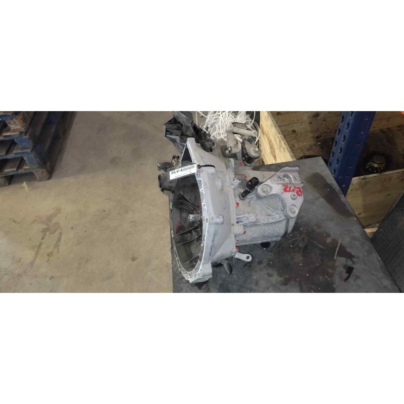 Recambio de caja cambios para citroën c3 attraction referencia OEM IAM 20CR14 - Negro 2