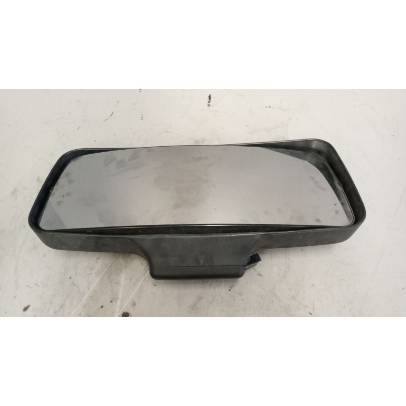 Recambio de retrovisor derecho para renault magnum ab diesel referencia OEM IAM 5001873671  