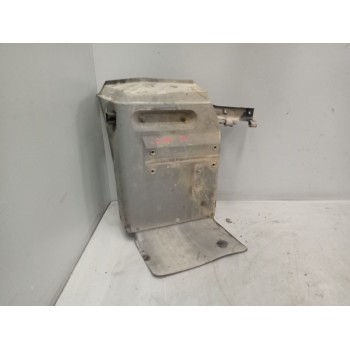 Recambio de guardabarros delantero izquierdo para nissan cabstar 01.04  3.0 diesel referencia OEM IAM 63101F3901  