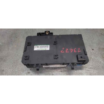 Recambio de caja reles / fusibles para opel astra h berlina cosmo referencia OEM IAM 13222173 5DK00866933 